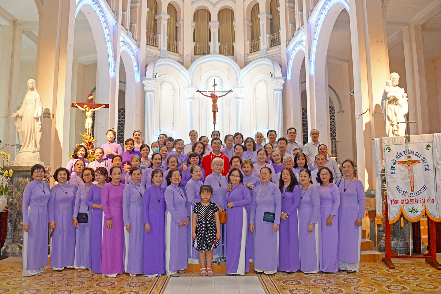 Giáo xứ Thánh Jeanne d’Arc: Mừng lễ Suy tôn Thánh giá ngày 14-9-2020