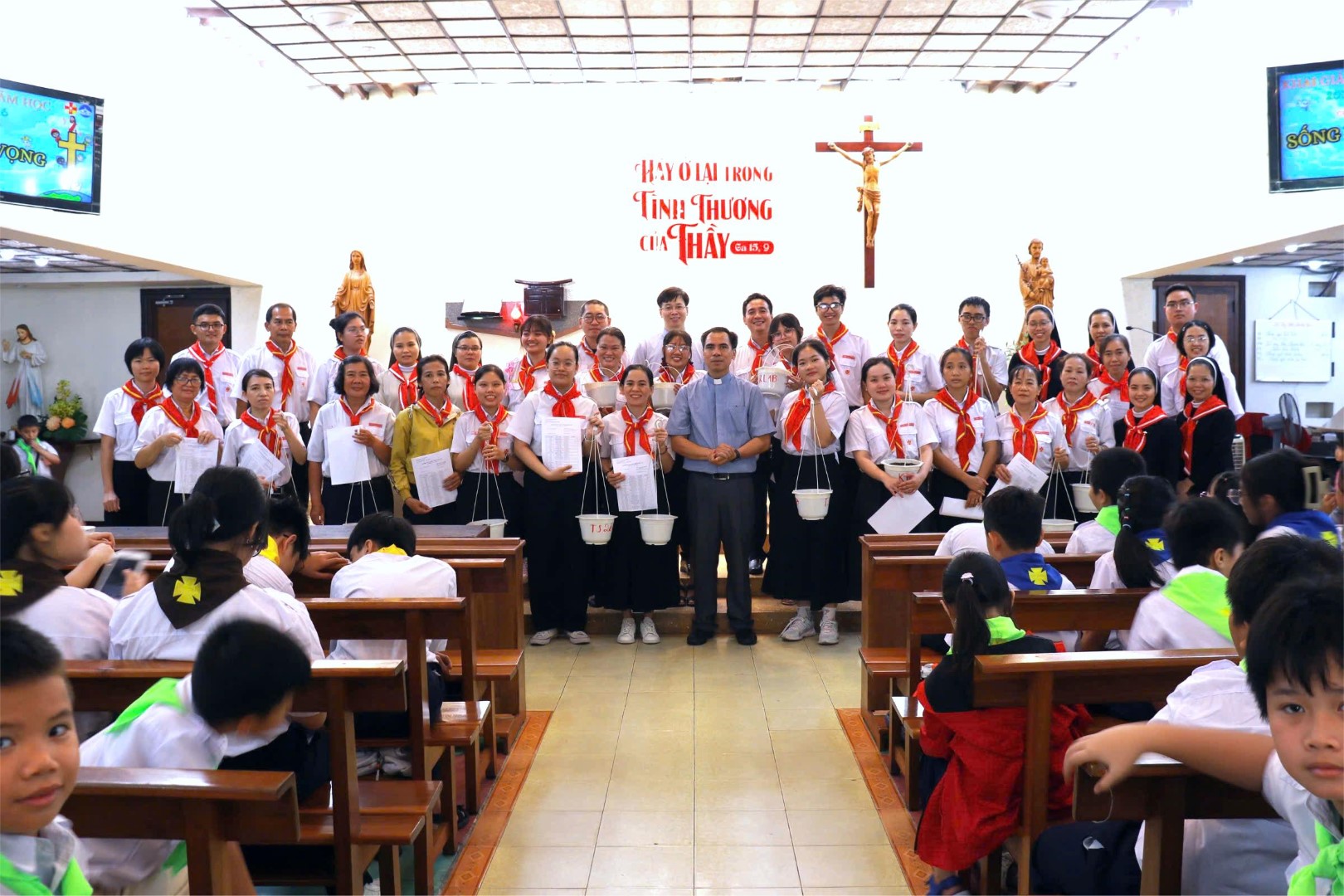 Giáo xứ Hiển Linh: Khai giảng Năm học Giáo lý 2025–2026