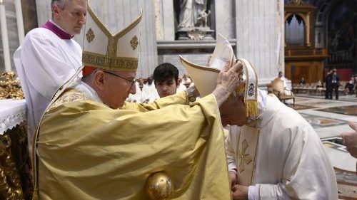Đức Hồng Y Parolin: “Giám Mục hy sinh mạng sống vì đoàn chiên”