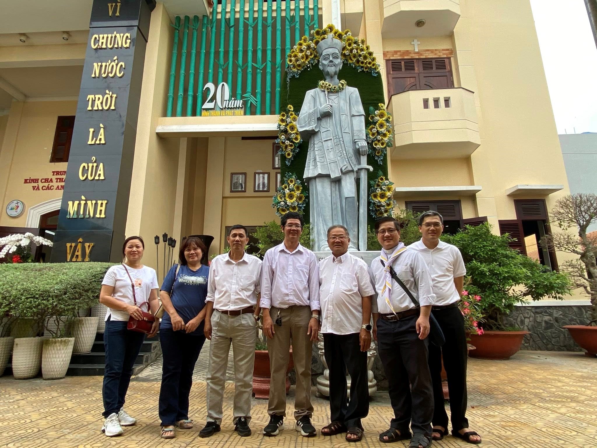 Hành hương ngày lễ kính trọng thể Các Thánh Tử Đạo Việt Nam