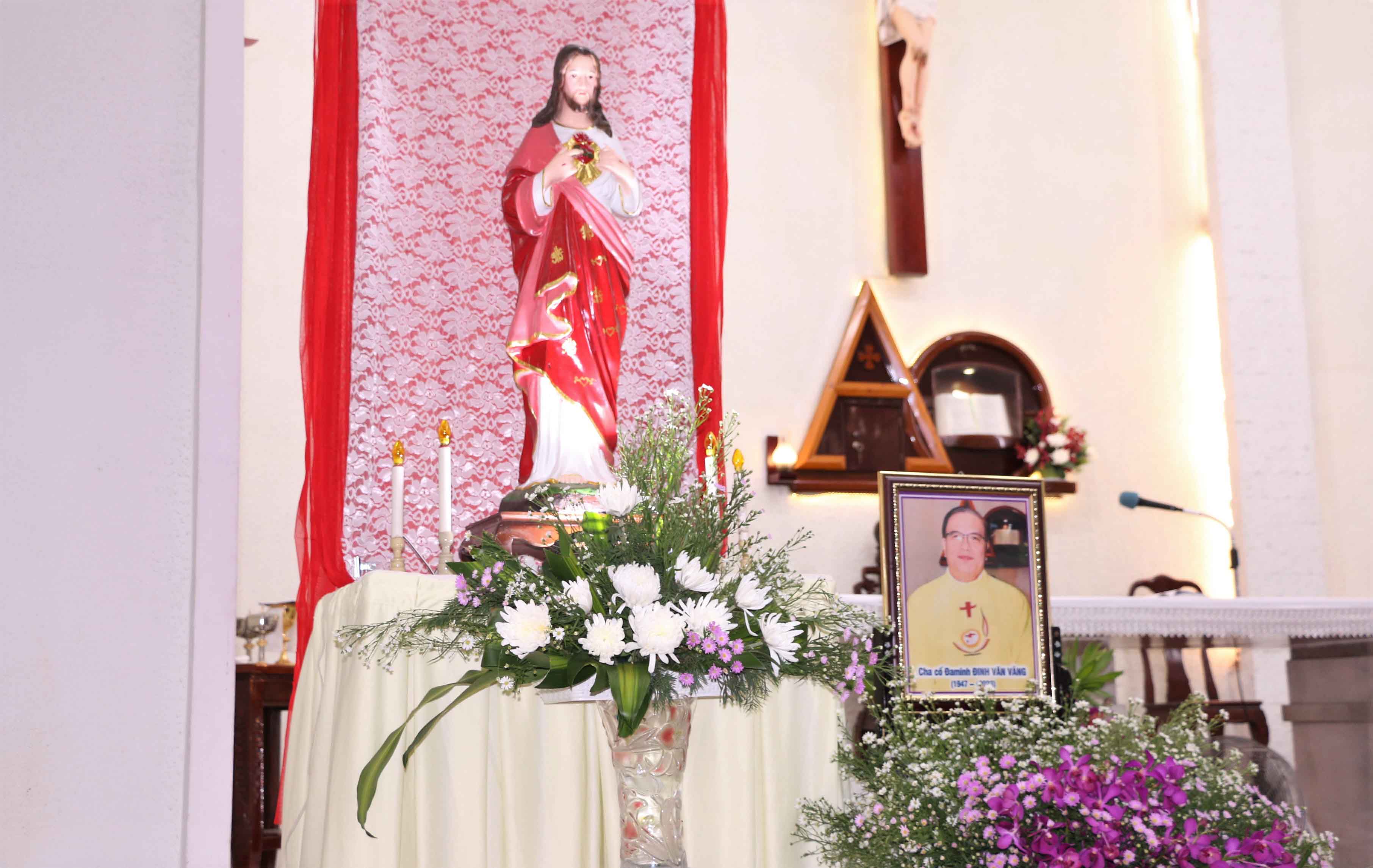 Hiệp Hội Thánh Mẫu: Thánh lễ kỷ niệm một năm cố Linh mục Đa Minh Đinh Văn Vãng về Nhà Chúa