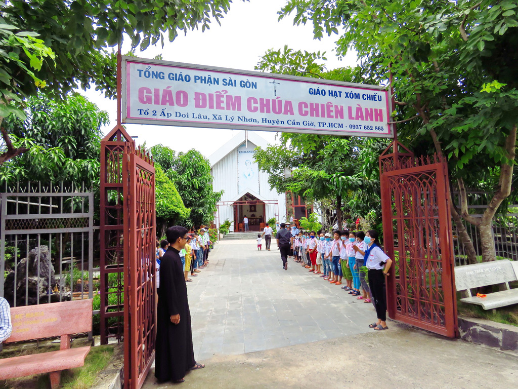 Giáo điểm Chúa Chiên Lành: đón linh mục Phụ tá về vùng đất loan báo Tin Mừng