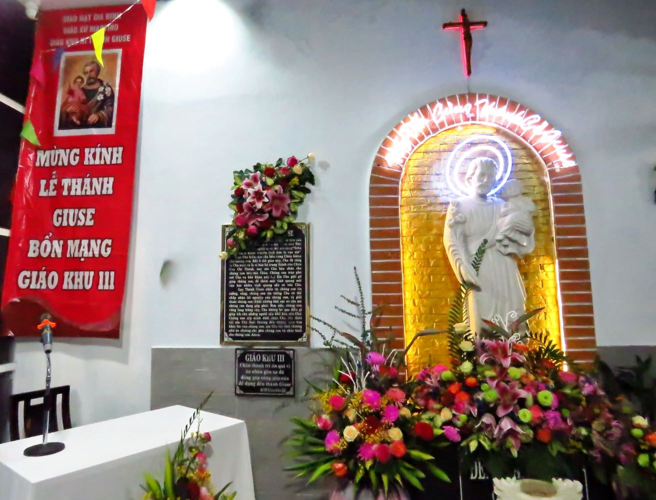 GX Thánh Martino, hạt Gia Định: Giáo khu 3 mừng bổn mạng Thánh Cả Giuse