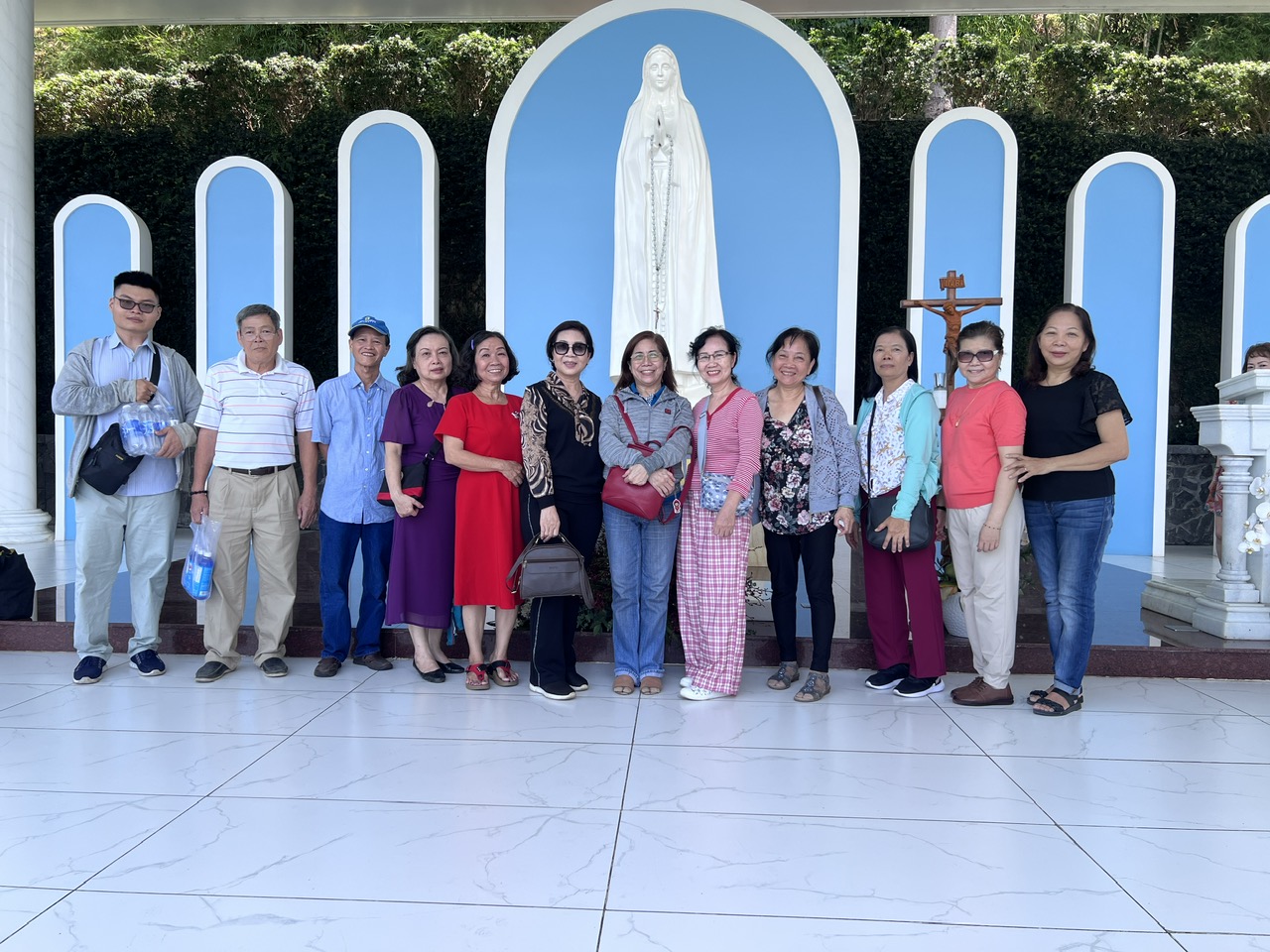 Cựu Giáo lý viên Tân Hòa: Hành Hương Đức Mẹ Tà Pao
