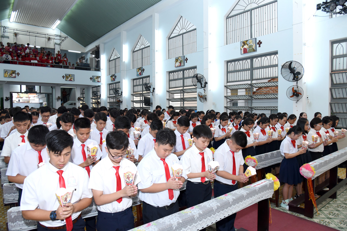 Giáo xứ Đức Tin: Lễ Ban Bí tích Thêm Sức ngày 11-6-2020