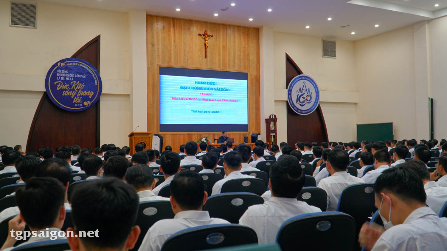Đại Chủng viện Thánh Giuse Sài Gòn: Đức cha Giuse Đỗ Mạnh Hùng, Giám mục Giáo phận Phan Thiết huấn đức