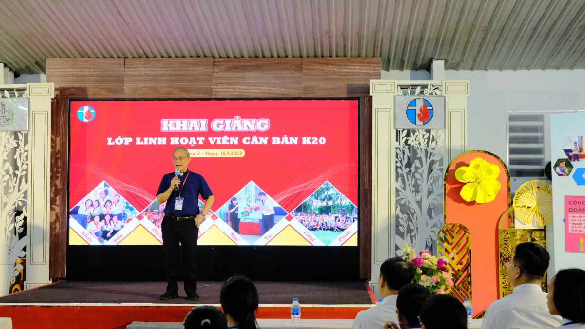 Mục vụ Giới Trẻ TGPSG: Khai giảng Khóa học Linh Hoạt Viên Căn Bản K20
