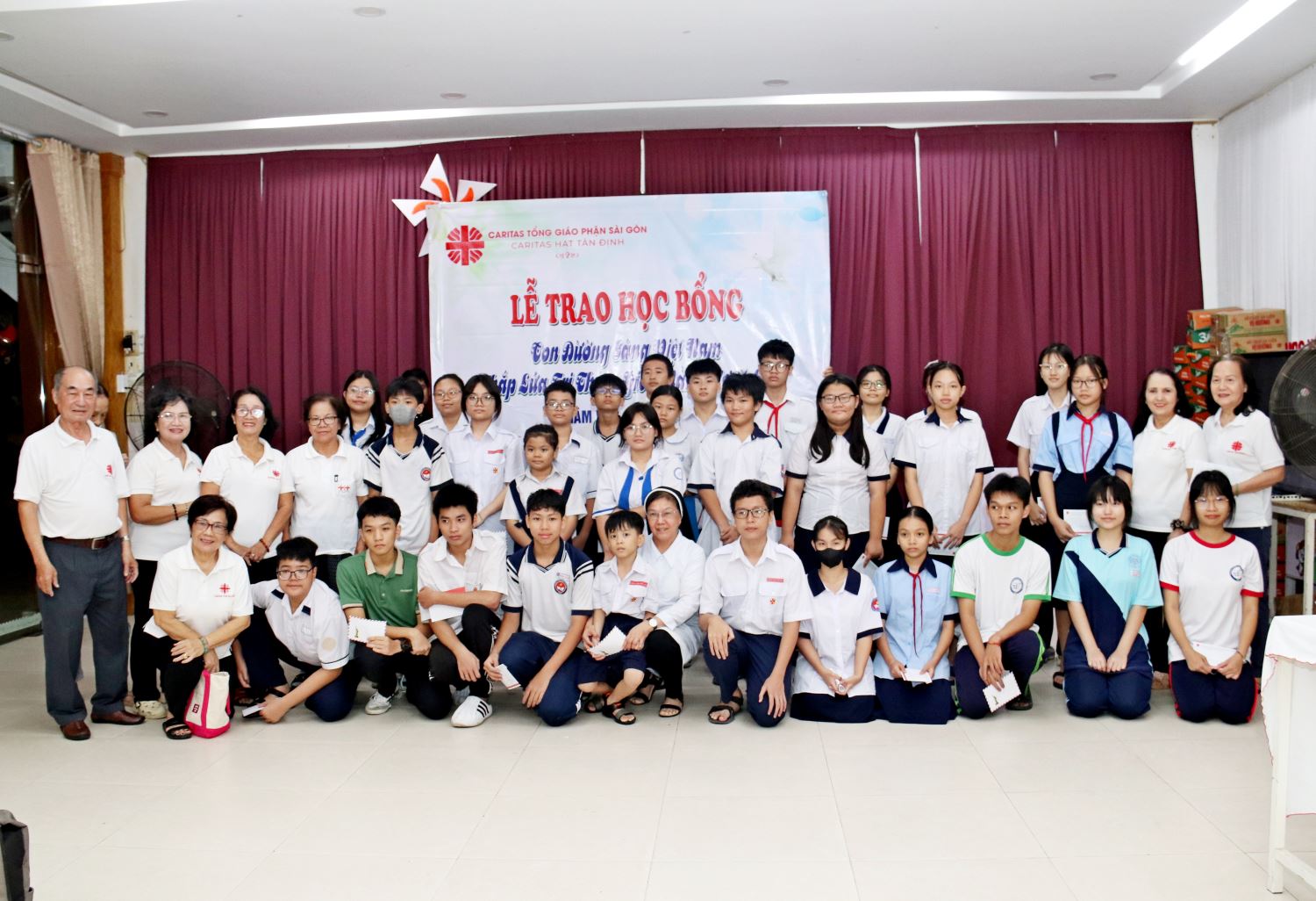Giáo hạt Tân Định: Lễ trao Học bổng năm học 2025-2026