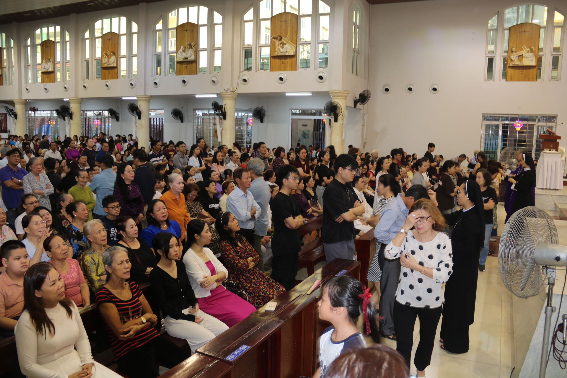 Giáo xứ Tân Việt: Thánh lễ Tro