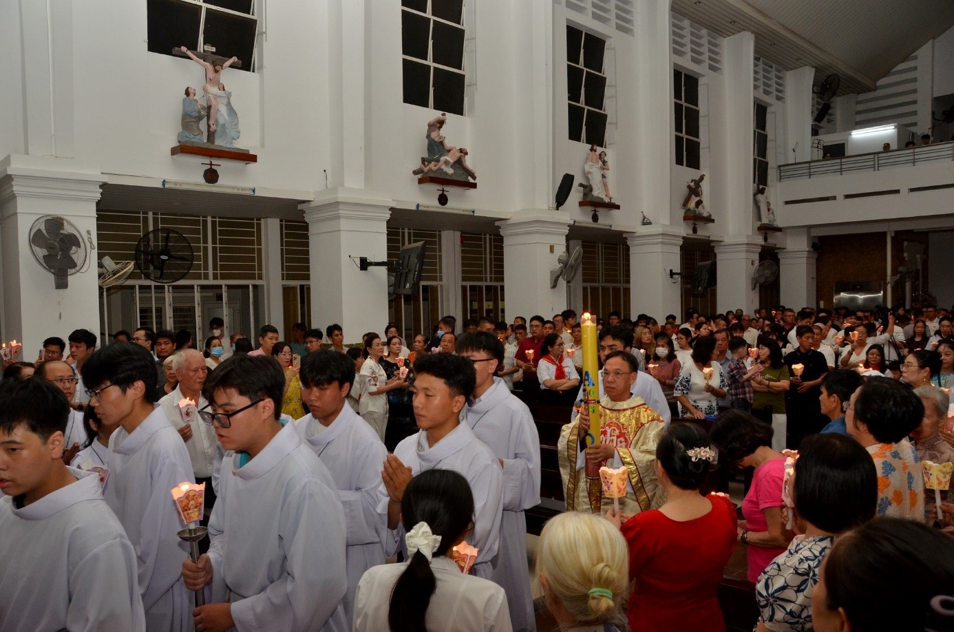 Giáo xứ Thăng Long: Tam nhật Thánh