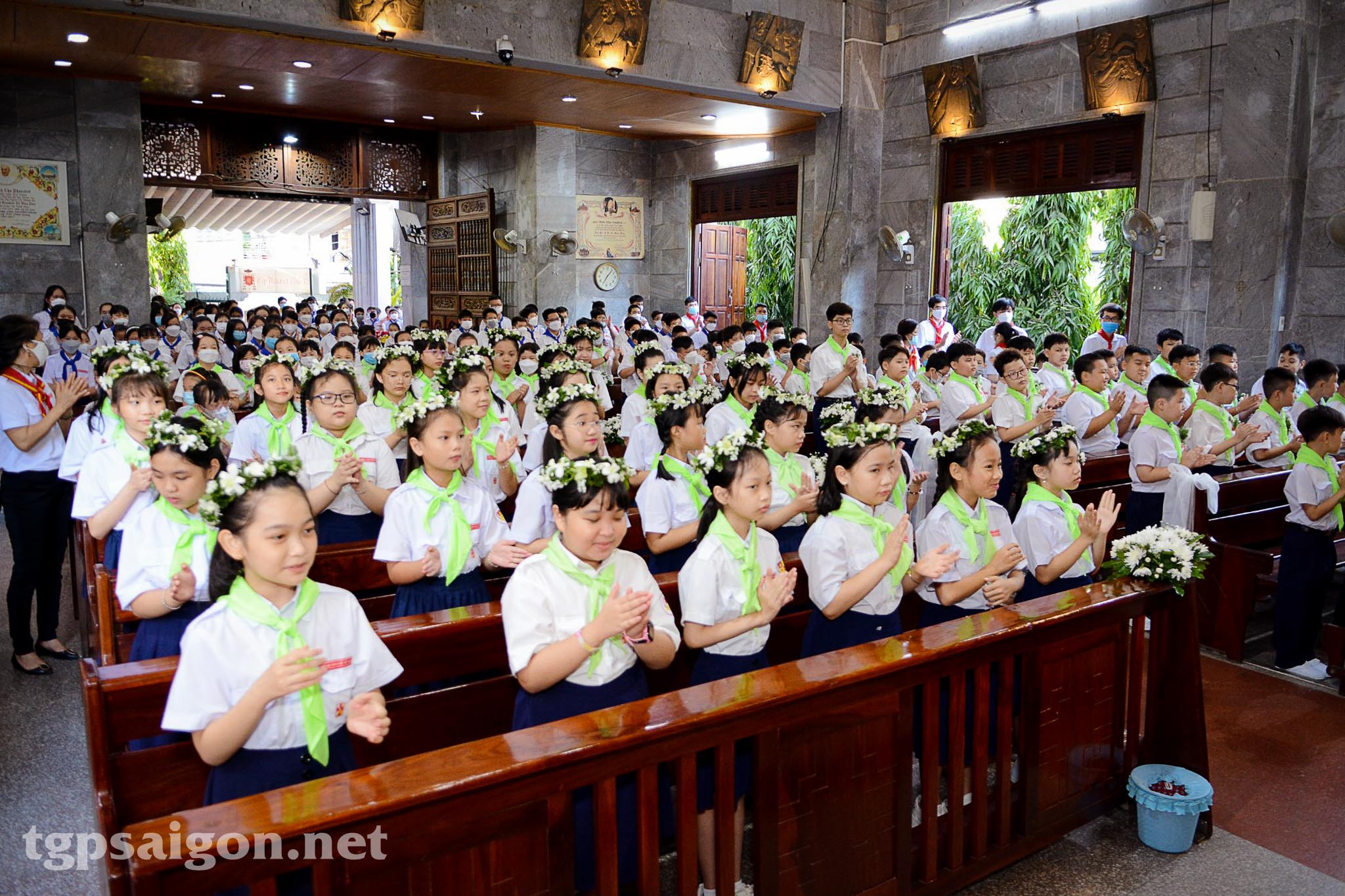 Giáo xứ Vĩnh Hòa: Lãnh nhận Bí tích Thánh Thể lần đầu ngày 19-6-2022