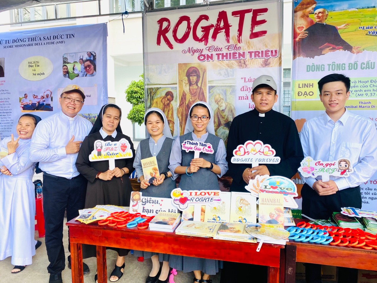 Thông báo Tuyển sinh Ơn gọi Dòng ROGATE
