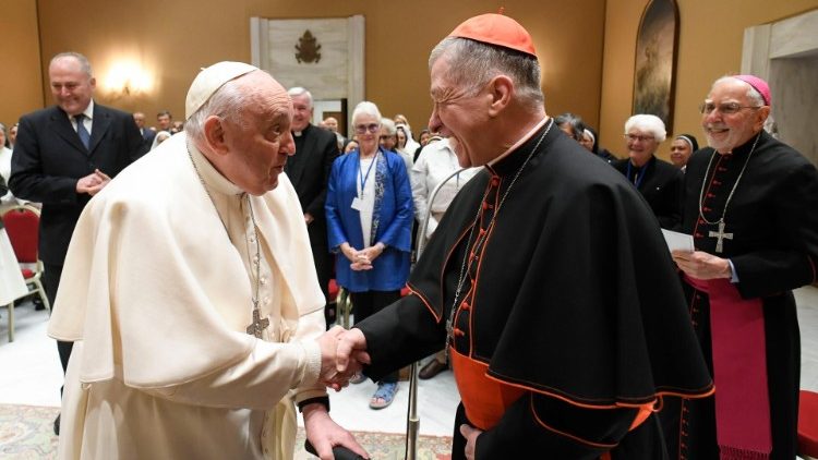 Đức Hồng y Cupich: Tuyên ngôn của Bộ Giáo lý Đức tin về việc chúc lành là ‘một bước tiến’