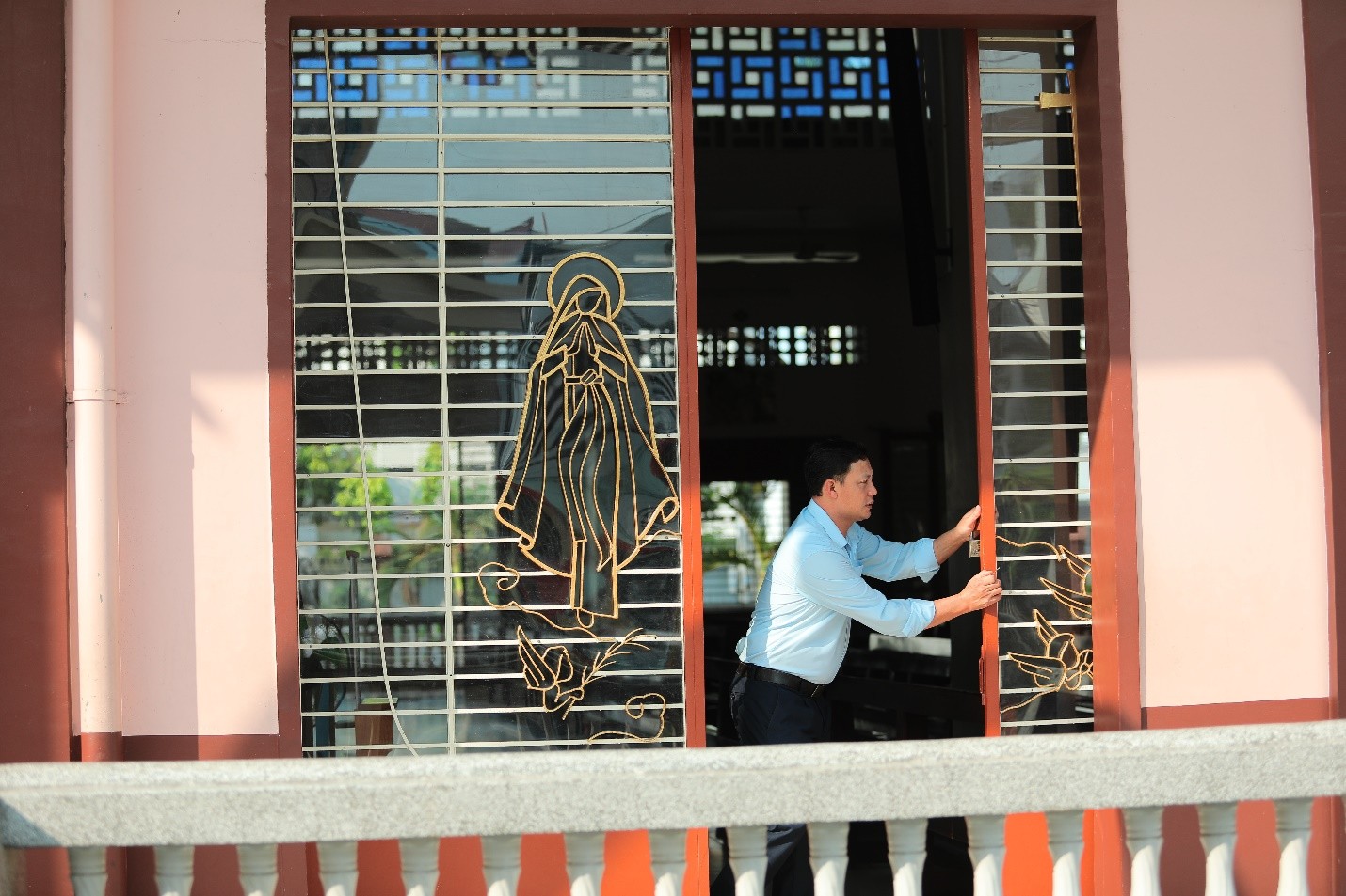 Những “Ông Trùm” tận tụy phục vụ Nhà Chúa - Những nốt trầm bình yên