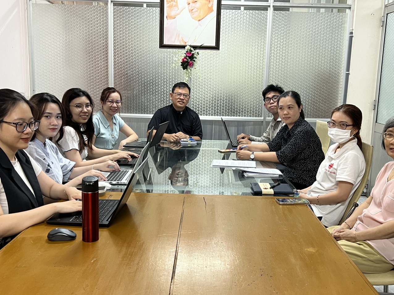 Minh bạch và gương mẫu về quản lý tài chính trong hoạt động bác ái