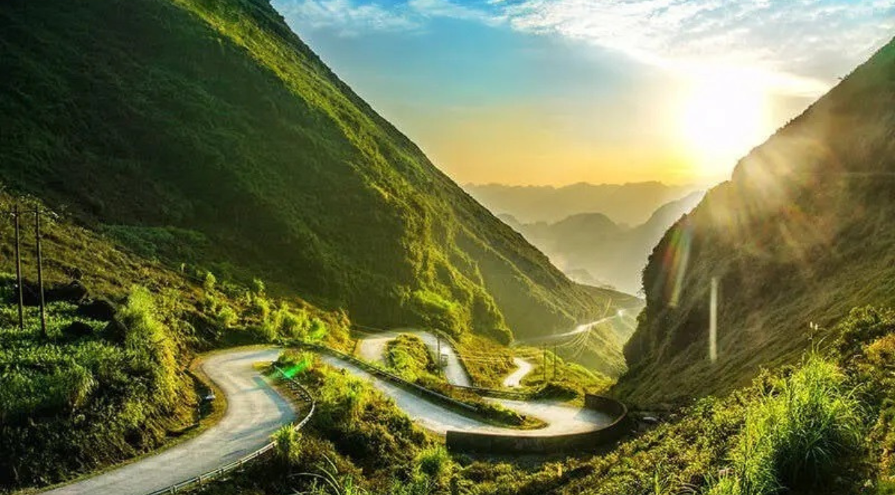 Nghe, theo và về…