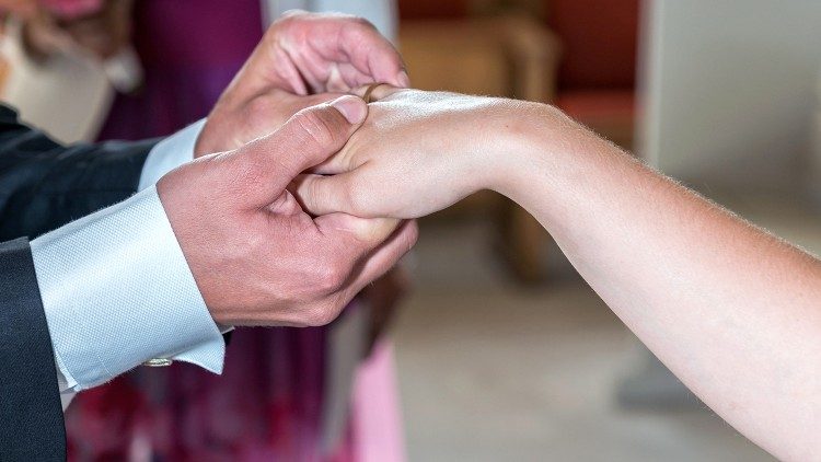 Sáng kiến đồng hành với những người ly hôn của Hiệp hội Đức Mẹ Giao ước ở Pháp