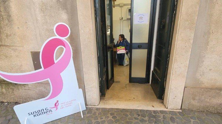 Vatican mở phòng khám ung thư miễn phí cho phụ nữ vô gia cư ở Roma