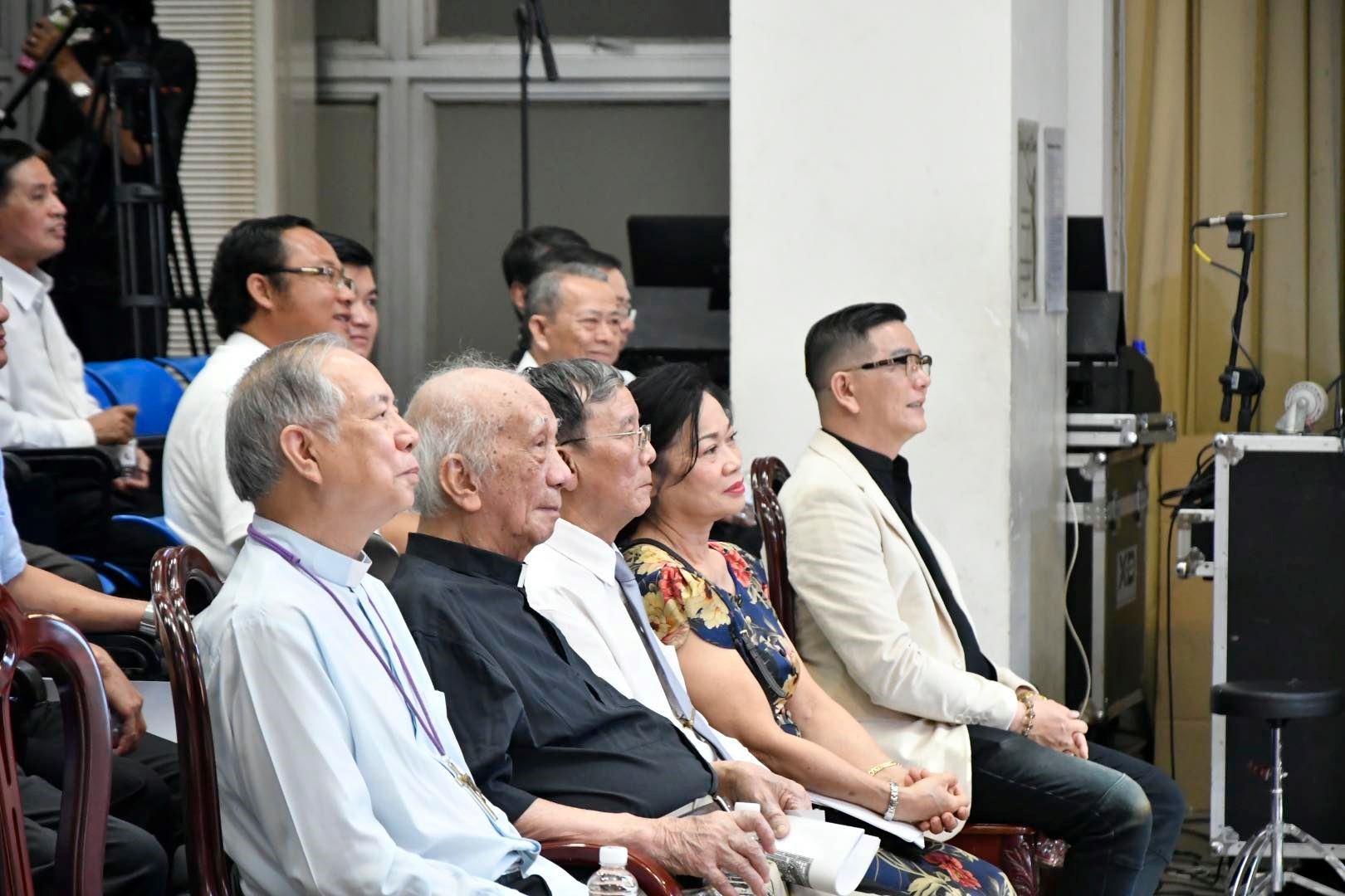 Cảm nhận sau khi tham dự đêm thánh ca “Cát Biển Sao Trời”