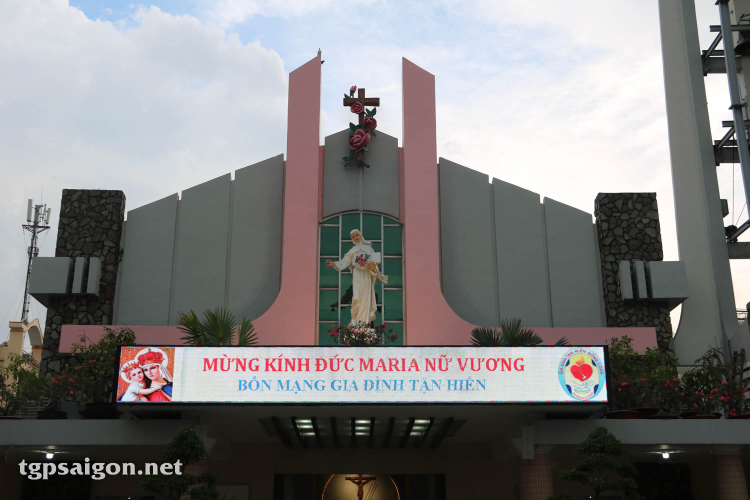 Giáo xứ Tân Việt: Bổn mạng Gia đình Tận Hiến 22-8-2022