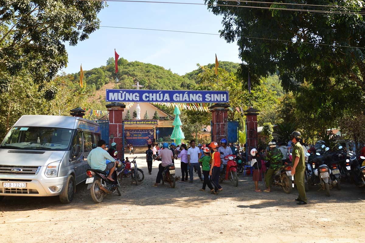 Ngày hội Giáng sinh tình người