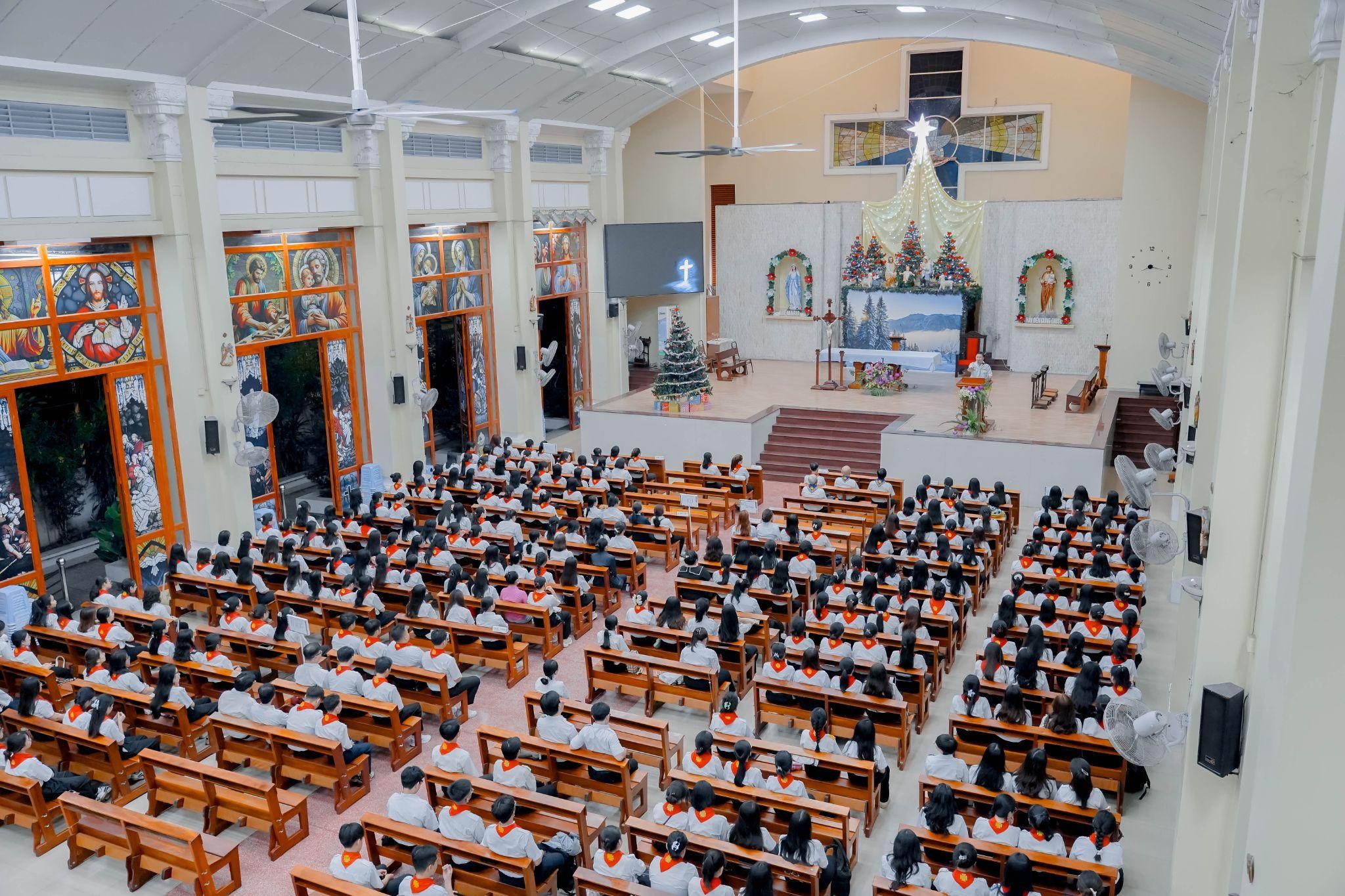 Liên Đoàn Anrê Phú Yên: Huynh trưởng cấp 1, cấp 3 tĩnh tâm trước Tuyên hứa