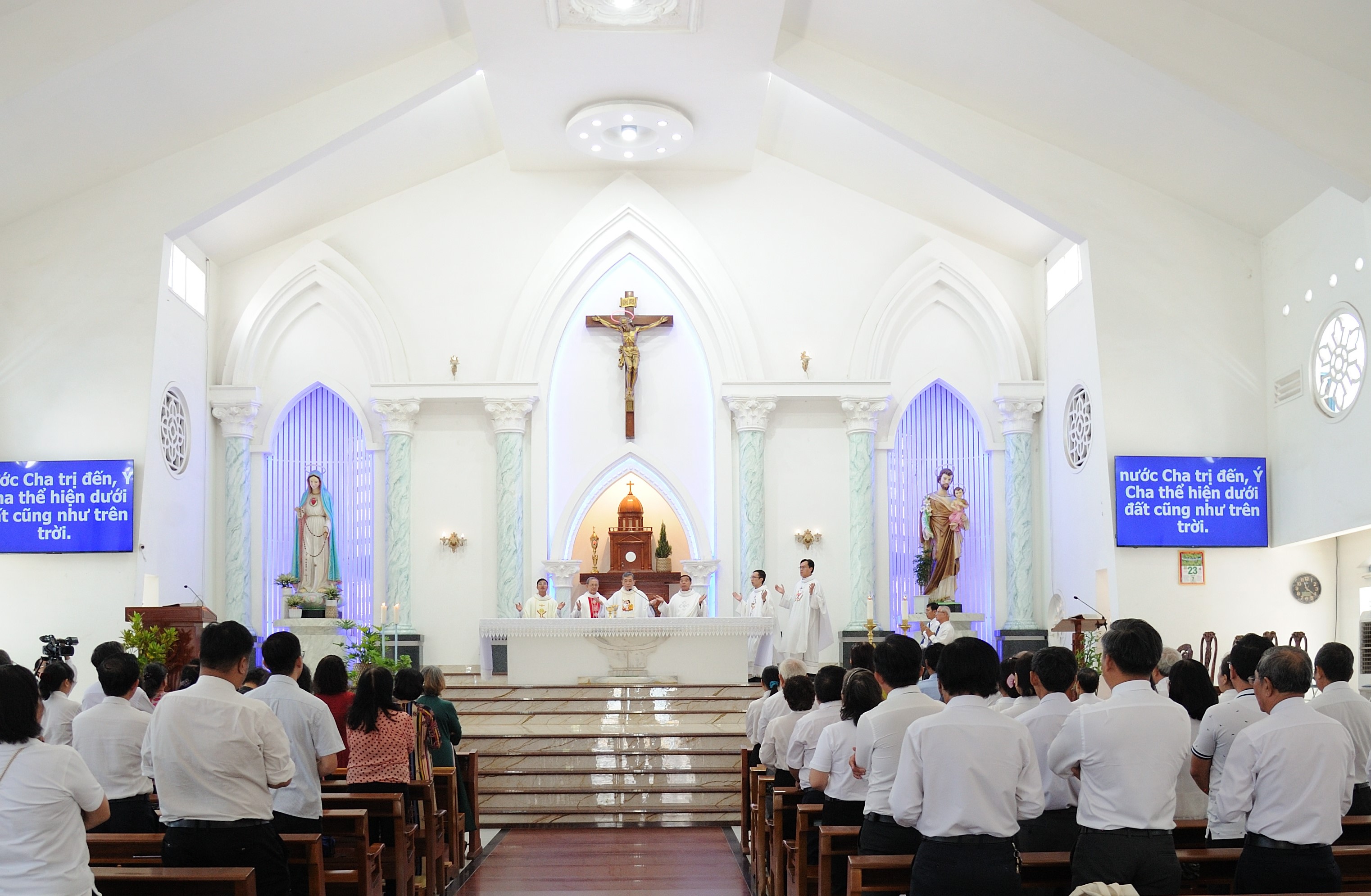 Buổi họp mặt đầu Xuân Bính Ngọ của Ban Mục vụ Truyền thông Tổng Giáo phận Sài Gòn