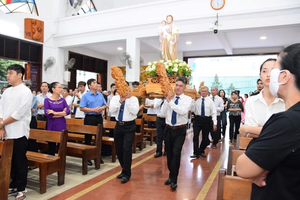 Thánh Giuse, mẫu gương vâng phục và thực thi Thánh ý Chúa
