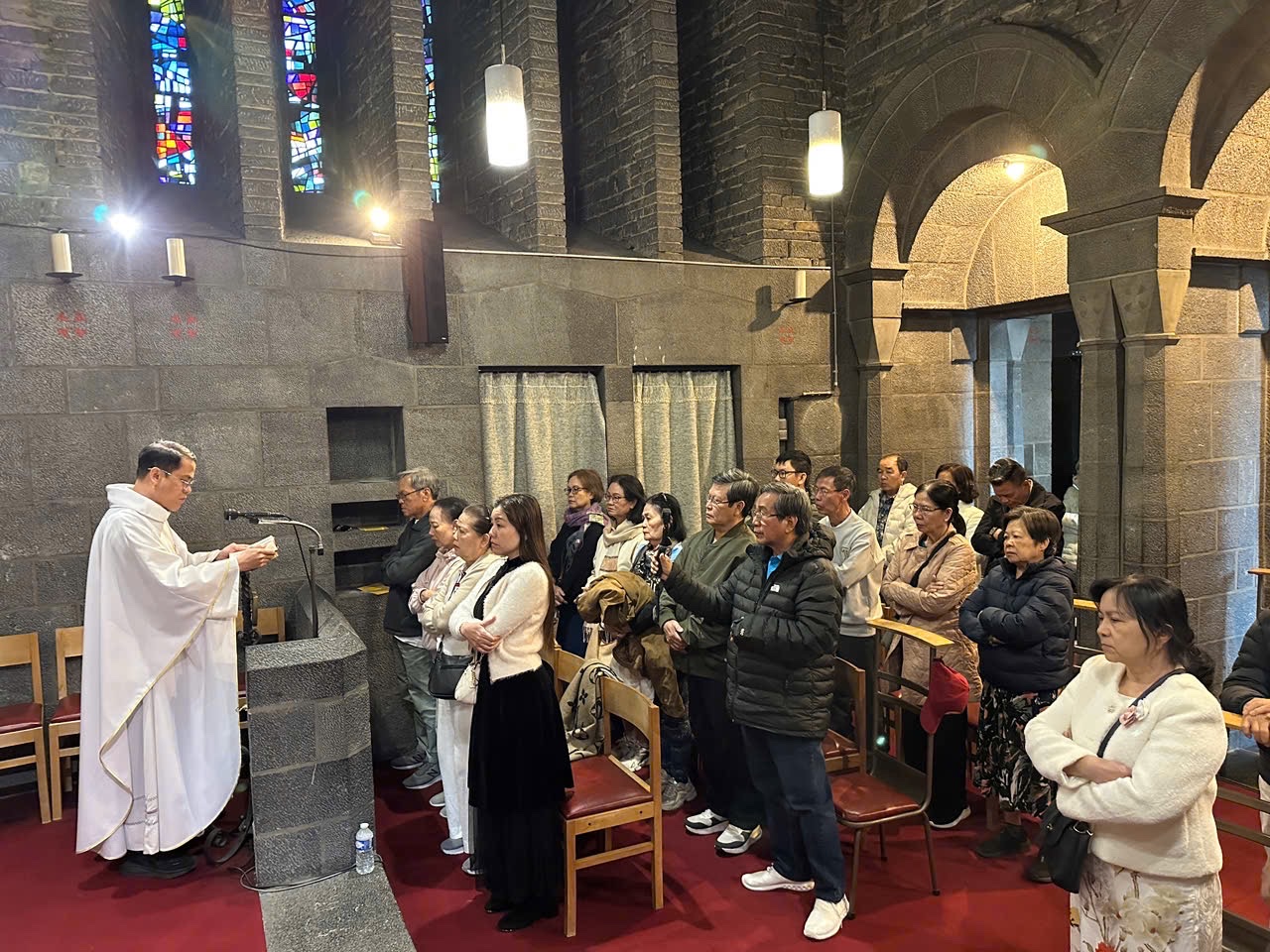 Thánh lễ tại linh địa Đức Mẹ Trái tim vàng Beauraing, Vương quốc Bỉ