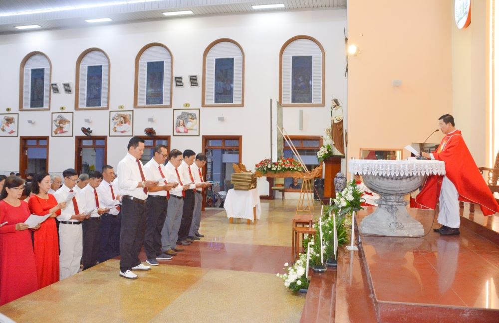 Giáo xứ Hà Đông: Thánh lễ tuyên hứa tân Ban Hội đồng Mục vụ 24-11-2023