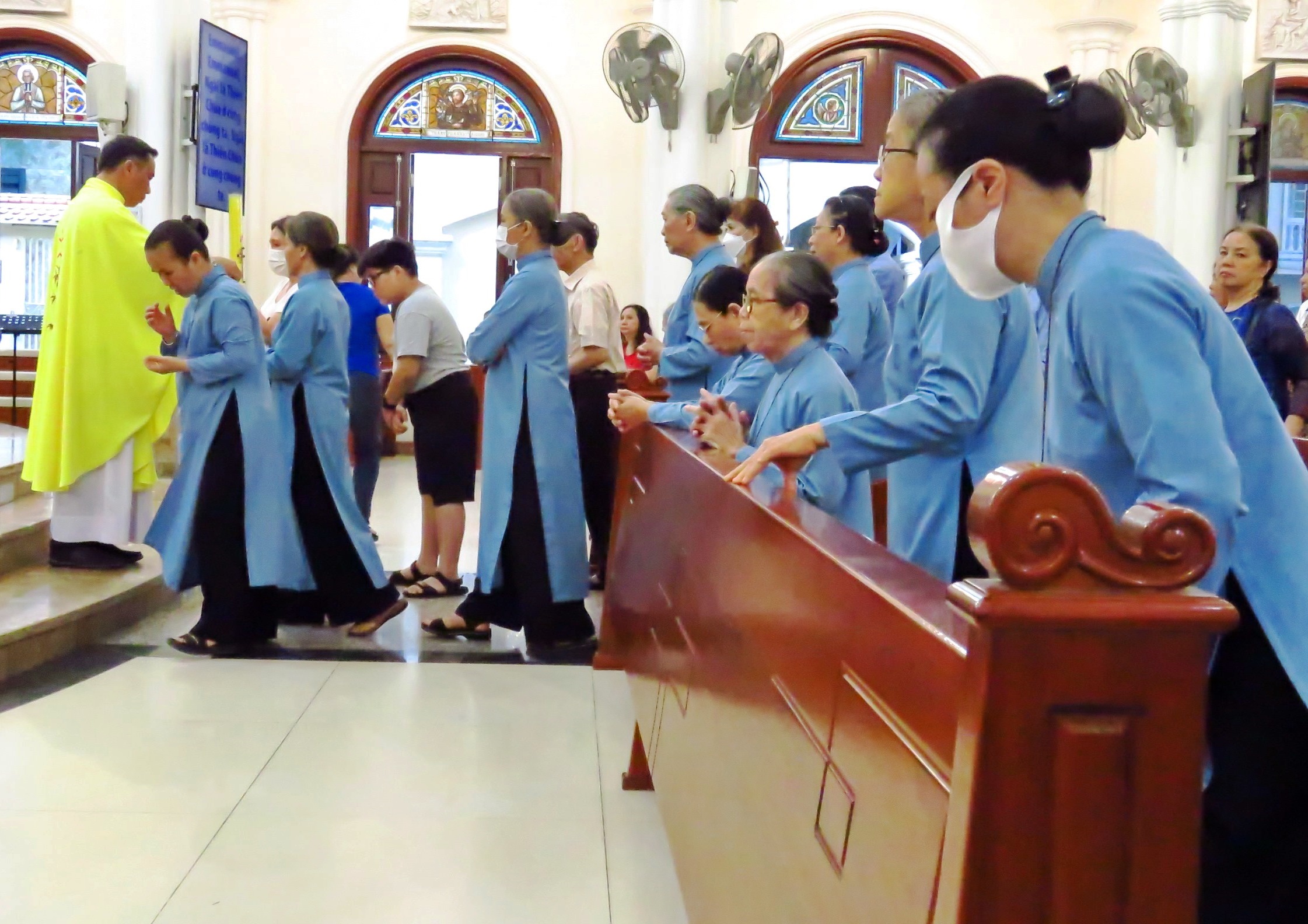 Giáo xứ Thị Nghè: Dòng Tiểu Muội Chúa Giêsu mừng bổn mạng