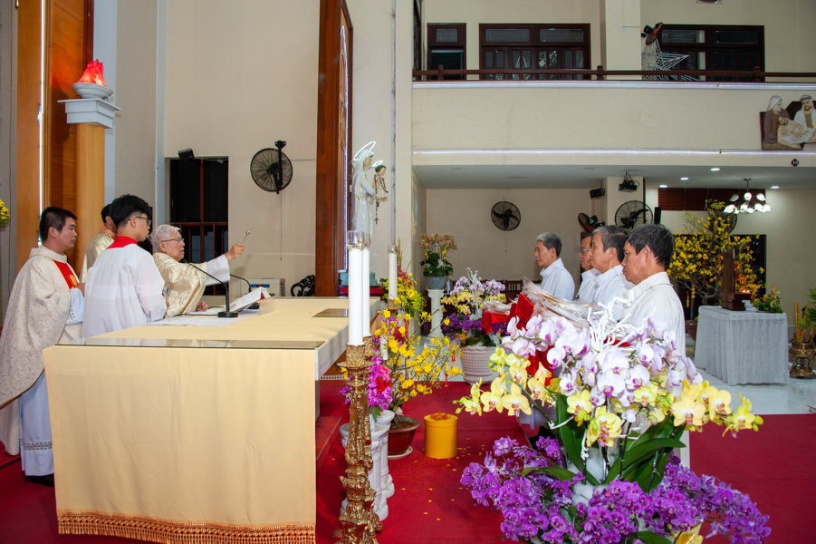 Giáo xứ Hà Nội: Xuân Hồng Ân
