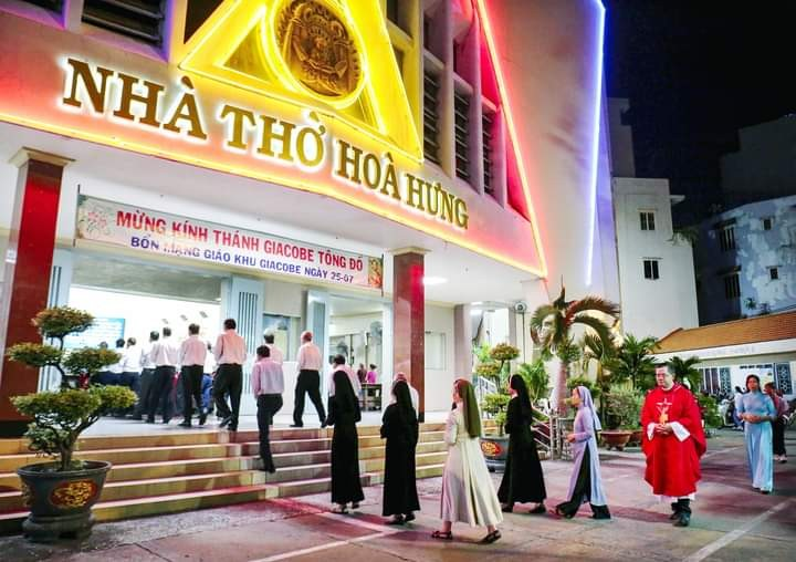 Giáo xứ Hòa Hưng: Lễ kính thánh Giacôbê tông đồ - Bổn mạng giáo khu