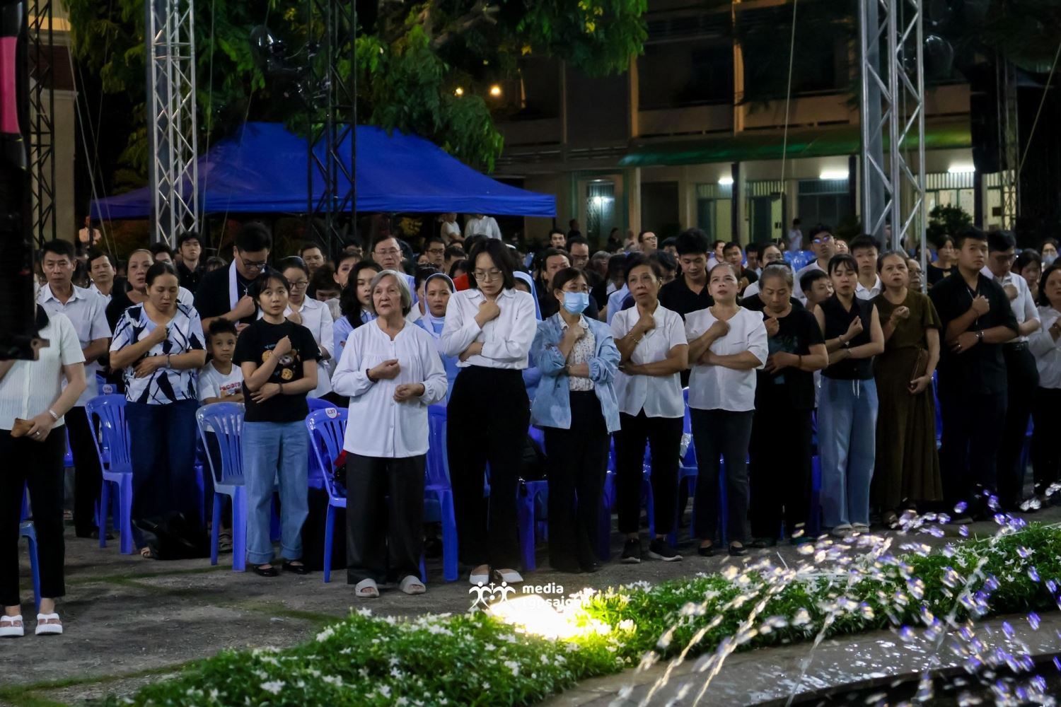 Đêm canh thức cuối - Khi tình yêu ở lại, Người Mục Tử ra đi