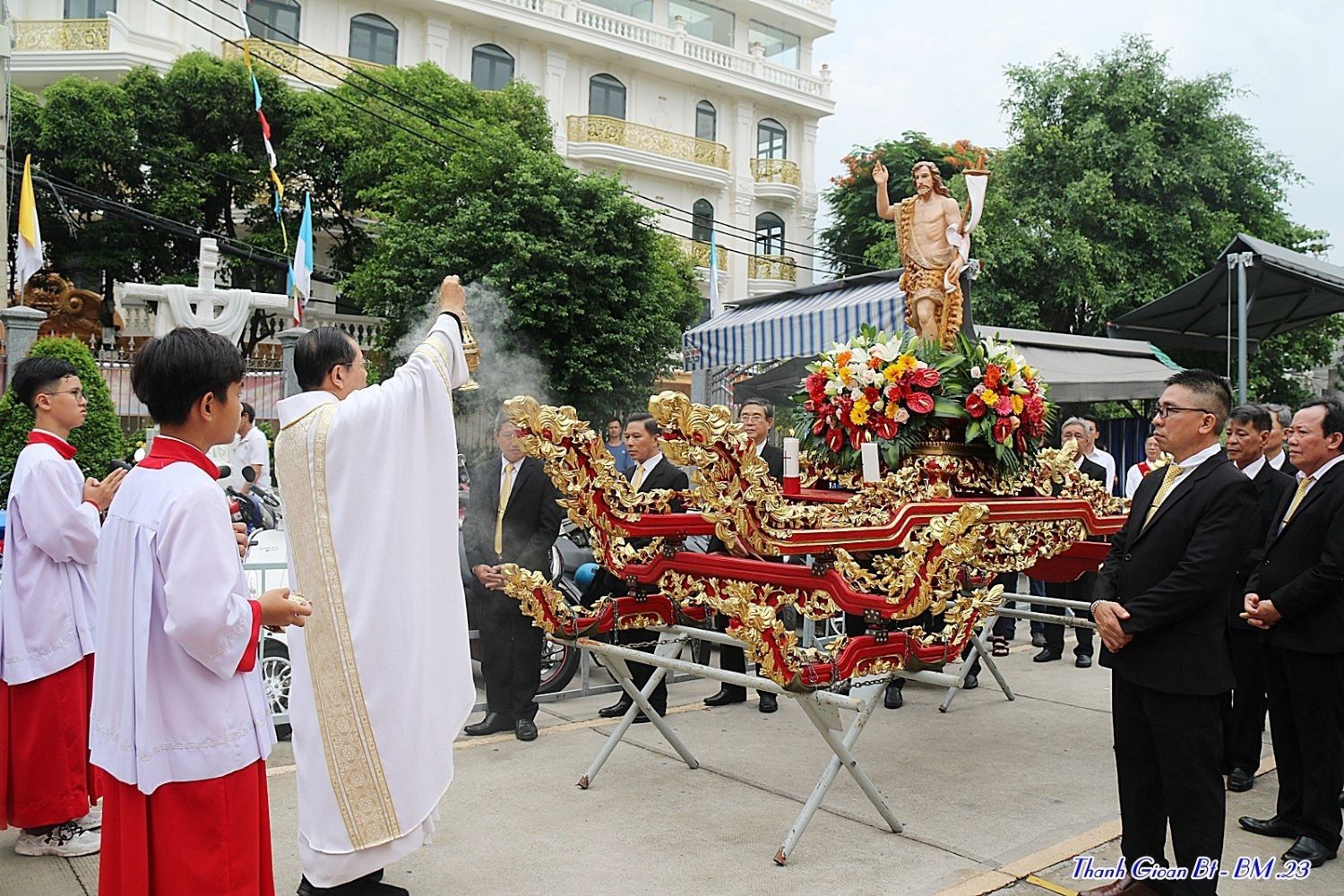 Giáo  xứ  Tân  Phú: giáo họ Gioan Baotixita mừng Bổn  mạng
