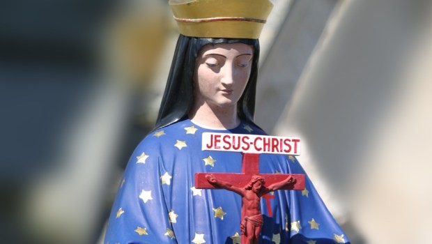 Bạn đã từng nghe về thị kiến Đức Mẹ cười và hát chưa?