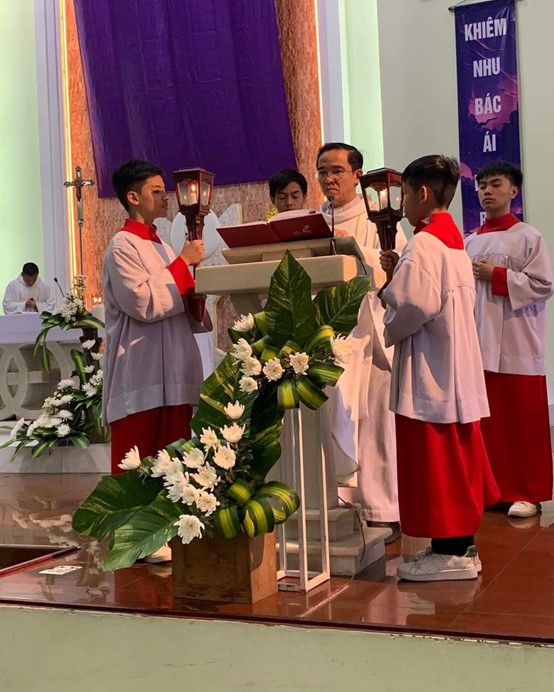 Giáo xứ Lam Sơn: Thánh lễ Tiệc Ly, 28-03-2024