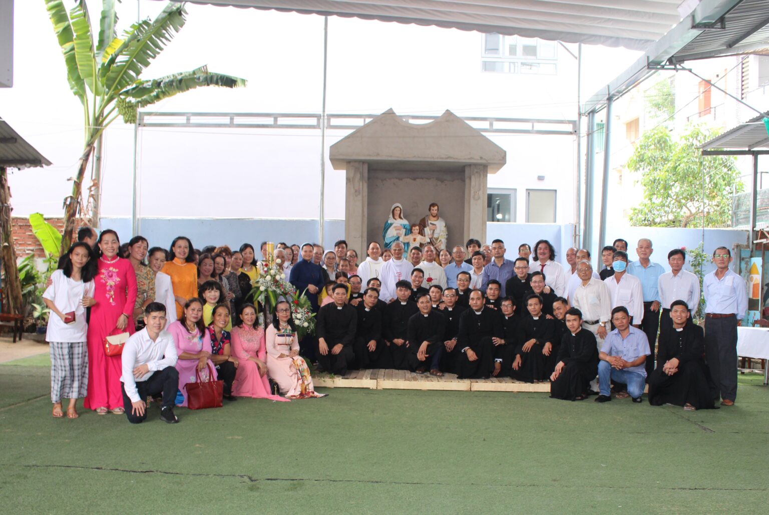 Học viện Dòng Thánh Gia tổng kết năm học 2021-2022