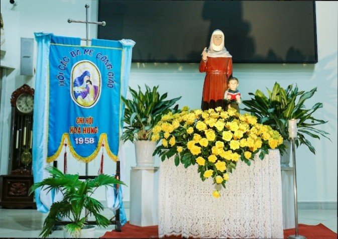 Thánh Mônica - Bổn mạng các hiền mẫu giáo xứ Hòa Hưng