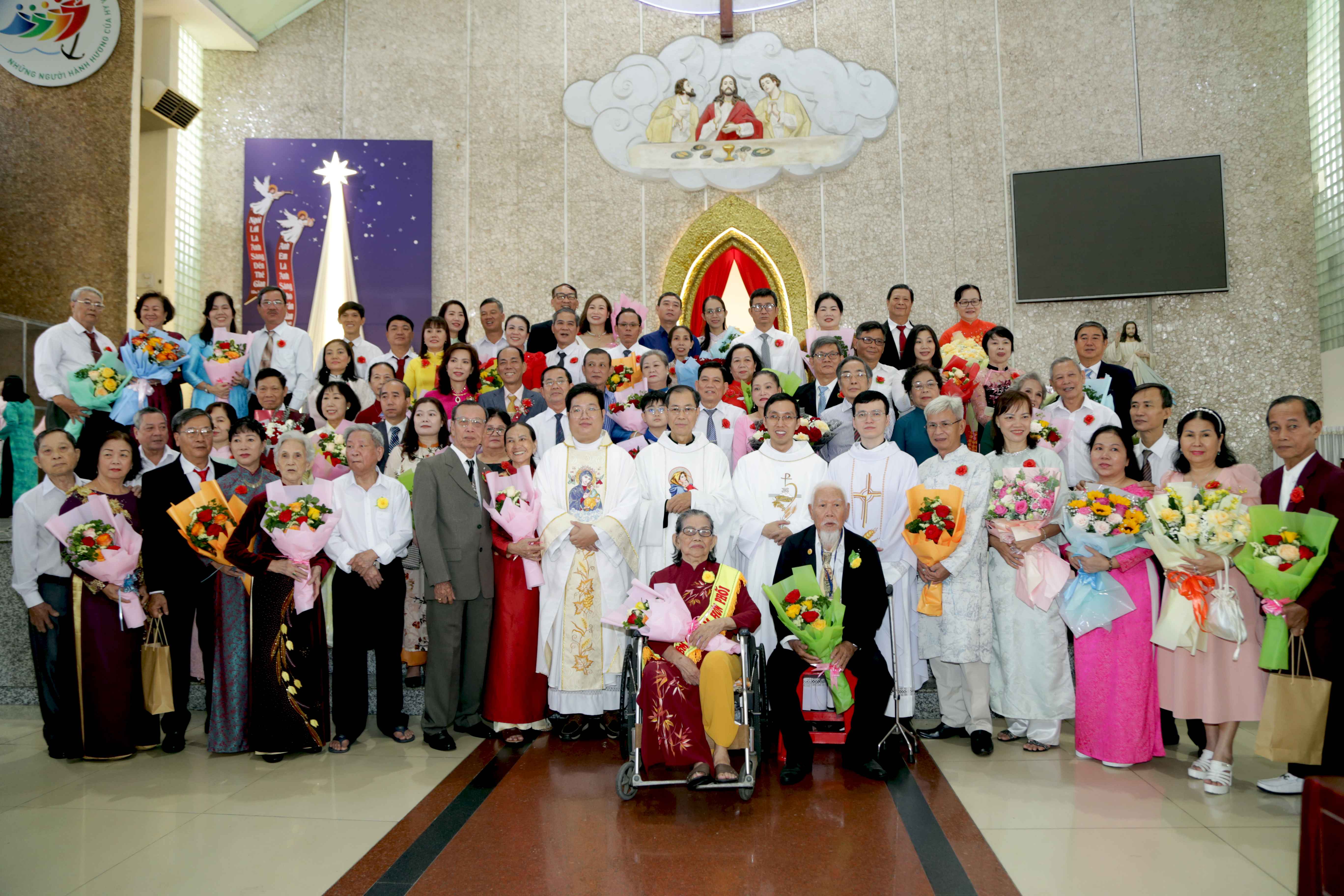 Giáo xứ Tân Phú: Thánh lễ kỷ niệm Hôn phối ngày 28-12-2025