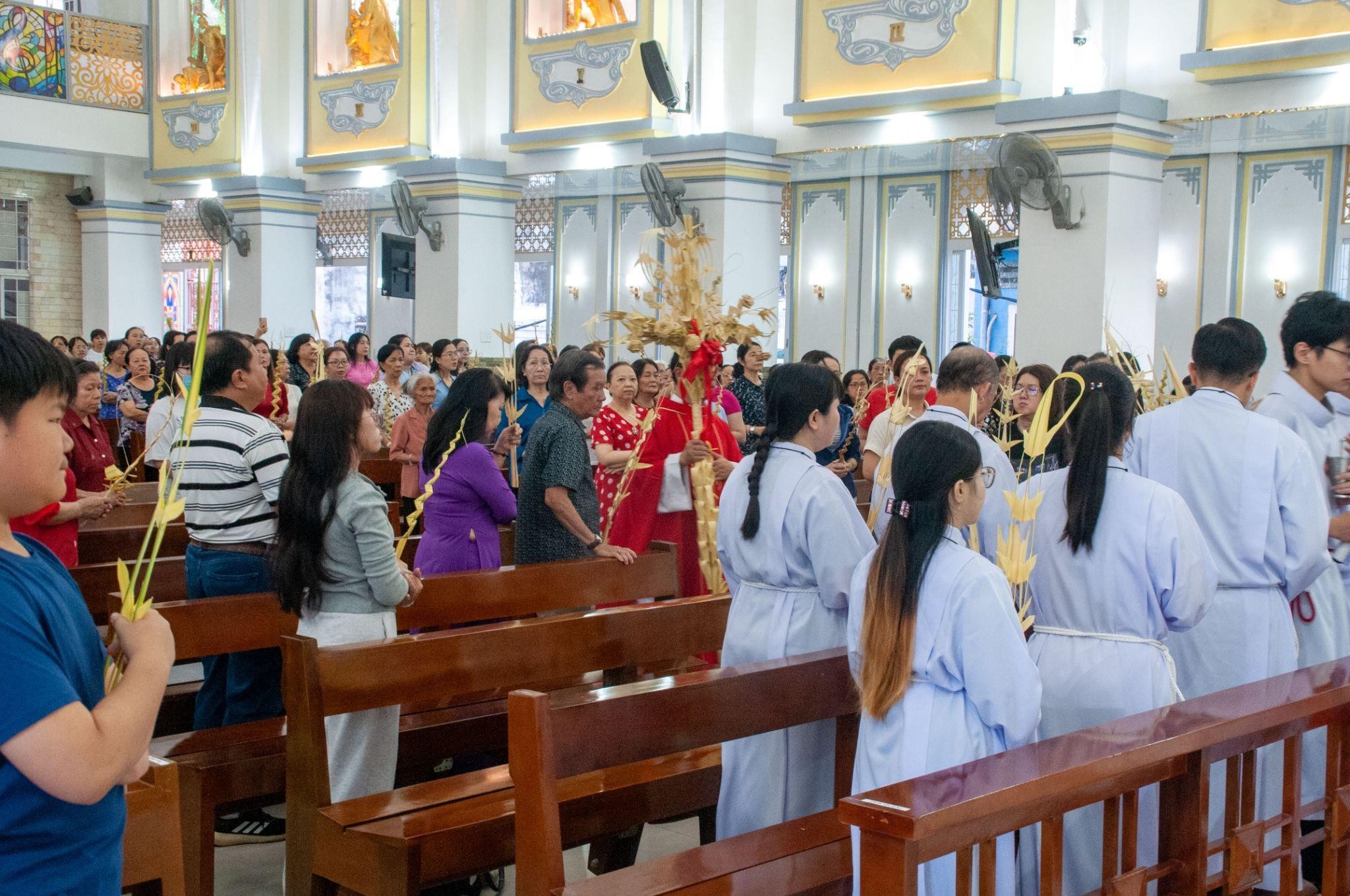 Giáo xứ Thăng Long: Chúa nhật Lễ Lá - Khai mạc Tuần Thánh 2026