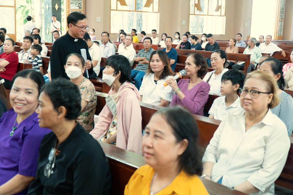 Thánh lễ gieo mầm Tin Mừng tại Giáo xứ Thánh Phaolô, hạt Tân Sơn Nhì