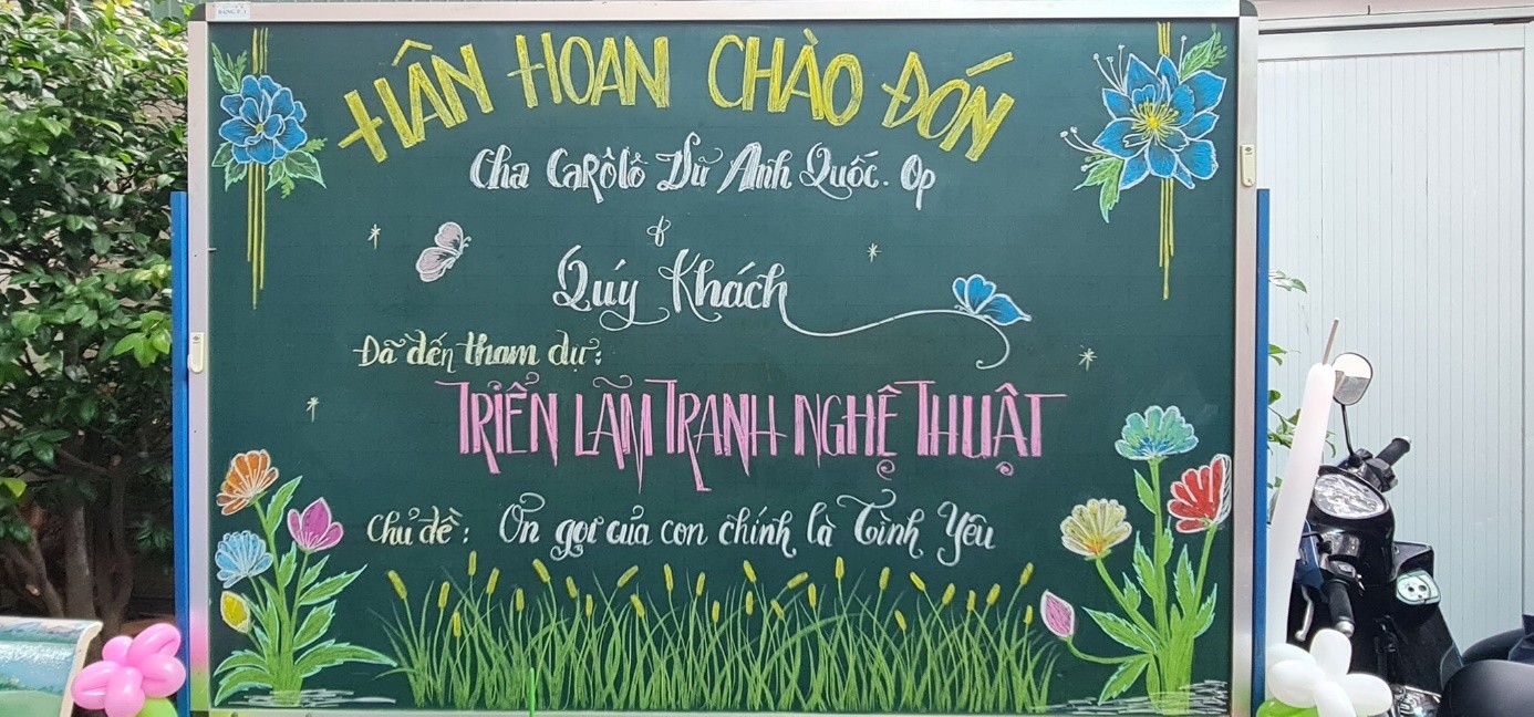 Khai mạc triển lãm Nghệ thuật Thánh - Chủ đề Thánh Têrêsa Hài Đồng Giêsu