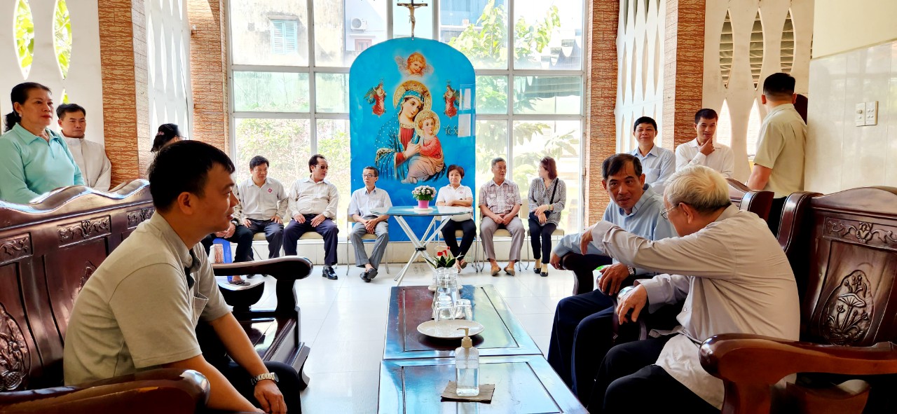 Giáo xứ Đông Quang thực hành bác ái mùa Chay 2023