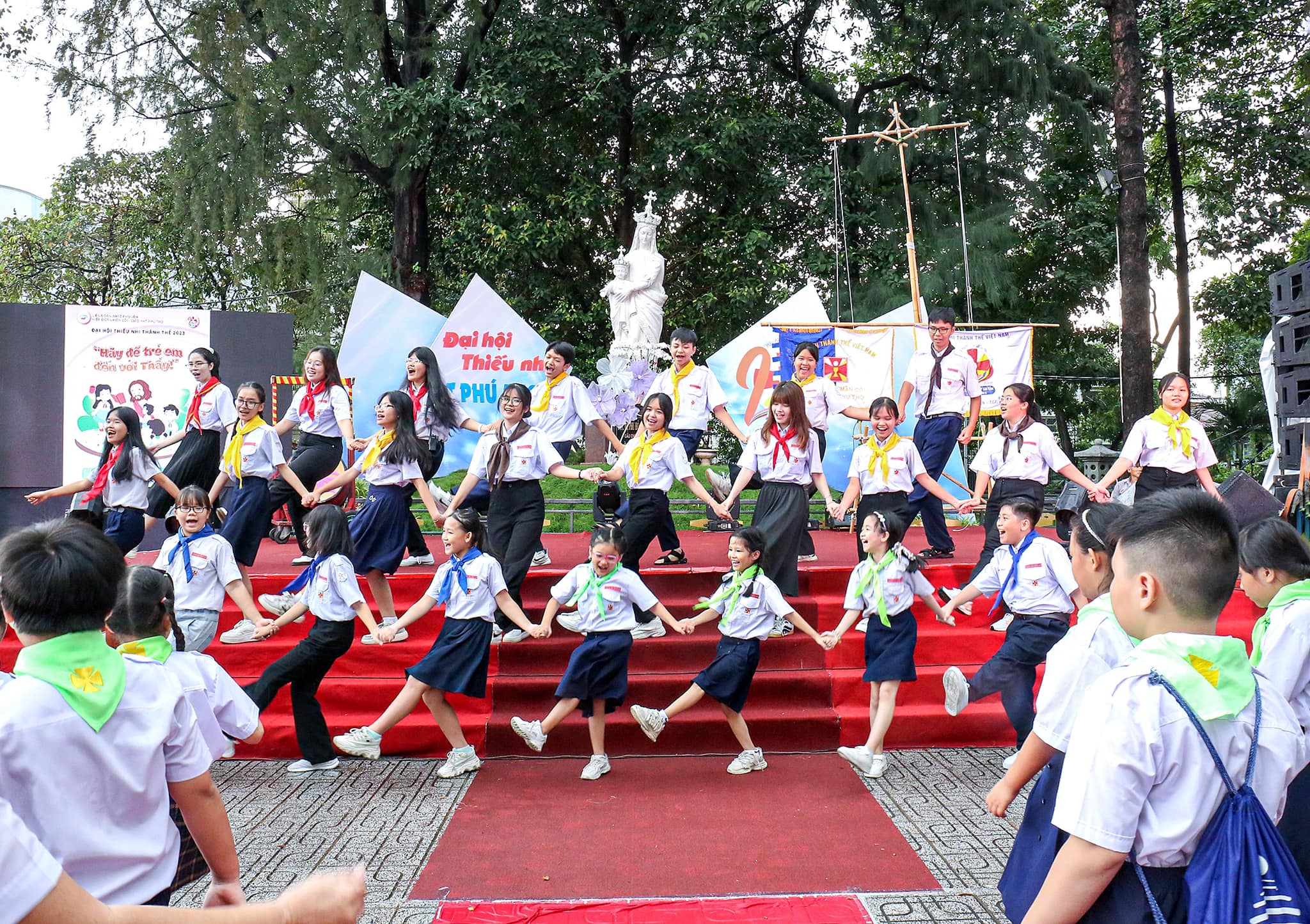 Giáo hạt Phú Thọ: Đại hội Thiếu Nhi Thánh Thể Hiệp Đoàn Mân Côi - 2023