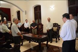 Phái đoàn GP Phan Thiết chào ĐGM Giuse Đỗ Mạnh Hùng