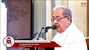 Linh mục Ignatiô Hồ Văn Xuân chúc mừng ĐTGM Giuse
