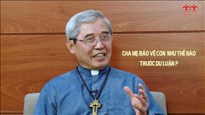 Cha mẹ bảo vệ con như thế nào trước dư luận?
